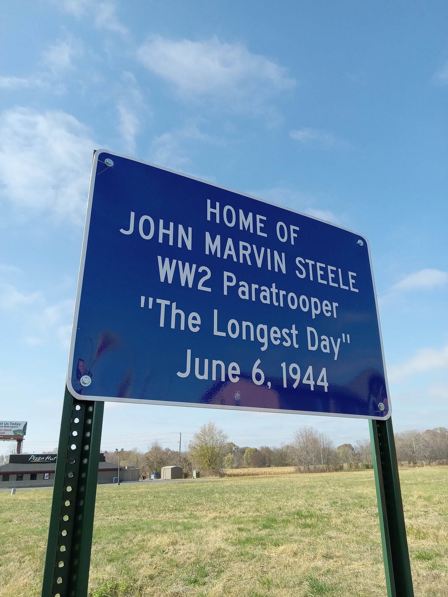 John Marvin Steele Sign Unveiled in Metropolis on Veterans Day | WMOK